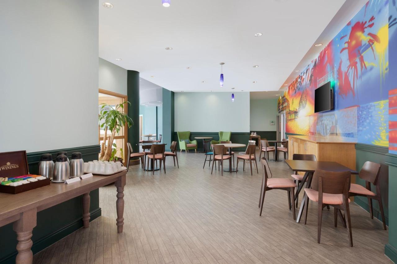 Leonardo Hotel Brighton Екстер'єр фото