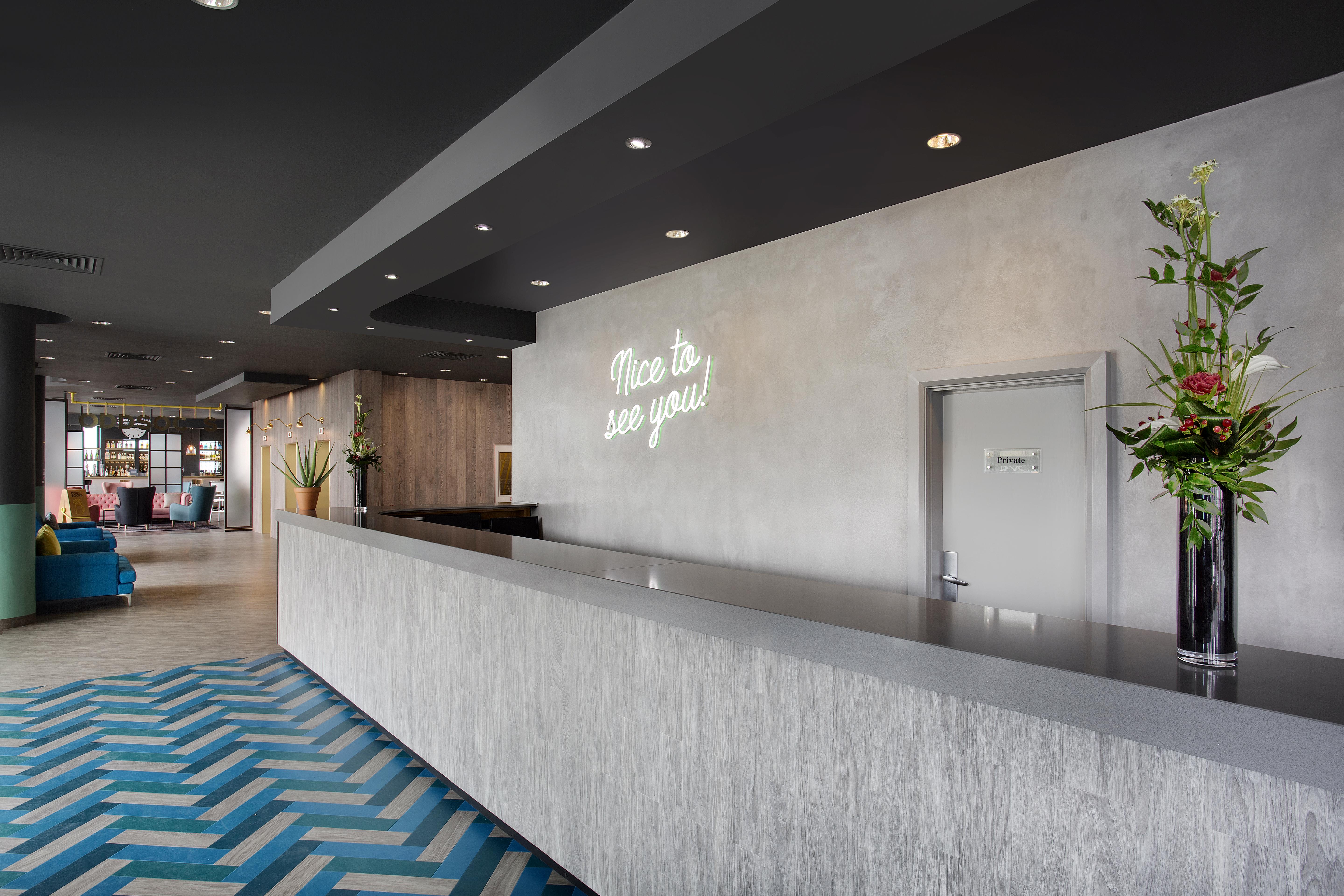 Leonardo Hotel Brighton Екстер'єр фото