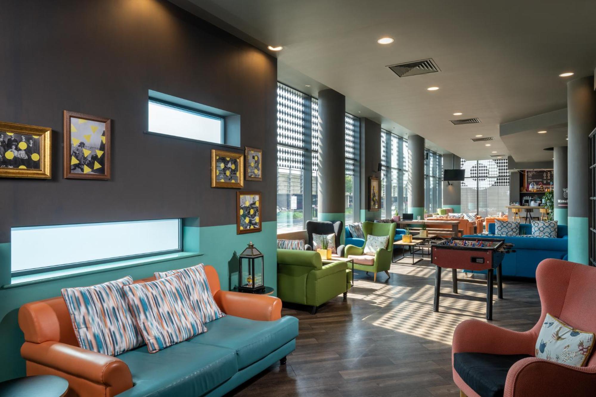 Leonardo Hotel Brighton Екстер'єр фото