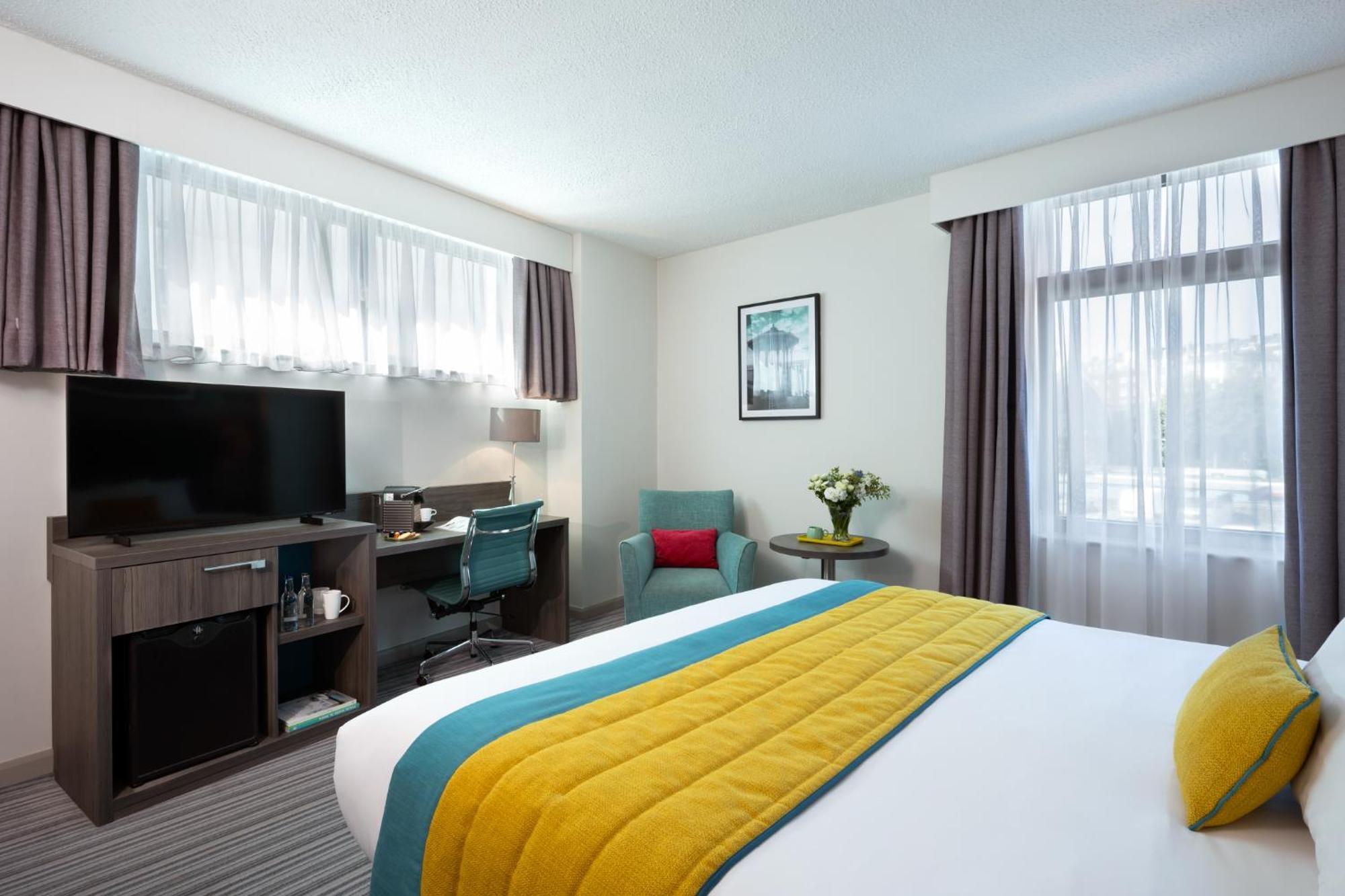 Leonardo Hotel Brighton Екстер'єр фото