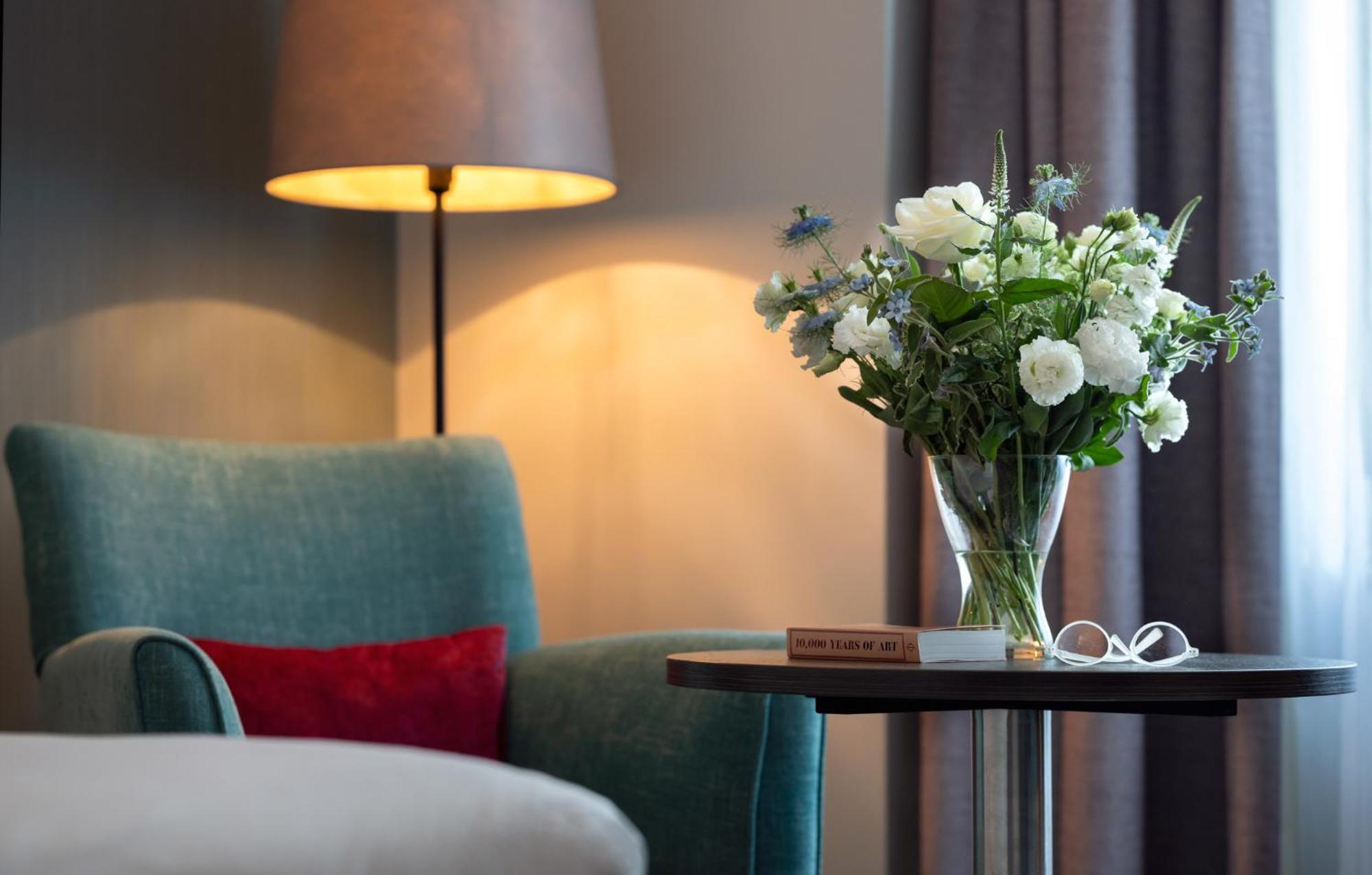 Leonardo Hotel Brighton Екстер'єр фото